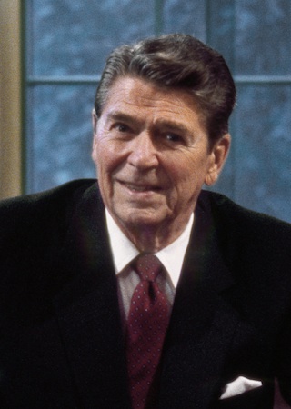 Ronald Reagan - The Making of a Leader Full documentaryvideosworld.com